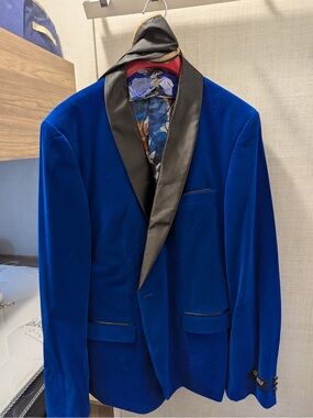 Men's Royal Blue Velvet Blazer with Black Satin Shawl Lapel